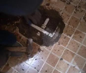 仪陇卫生间漏水维修公司为您分享下卫生间渗水如何处理及注意事项